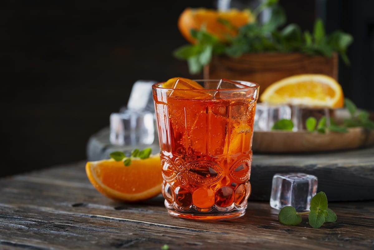 Aperitif Rezepte - Klassische Begrüßungsdrinks / Cocktails 2 Traditioneller aperol aperitif cocktail