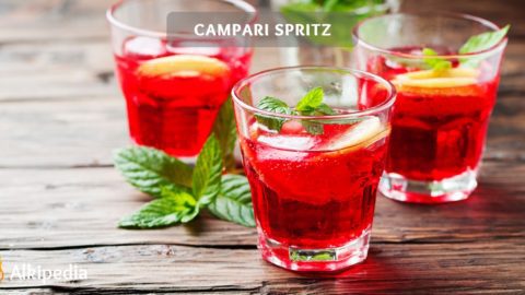 Campari Spritz - bekannt für seinen Geschmack 