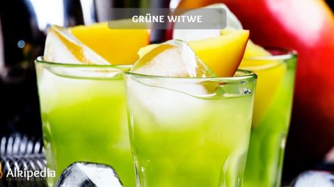 Grüne Witwe - Rezept für den grasgrünen Sommerdrink