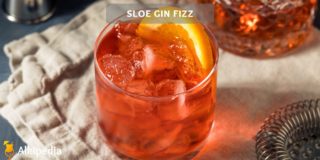 Sloe Gin Fizz – ein Cocktail der besonderen Art