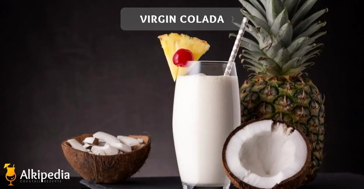 Virgin colada mit kokosnuss auf steinplatte